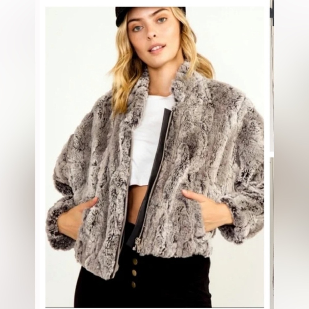Olivaceous Faux fur/faux leather cropped jacket sz M
